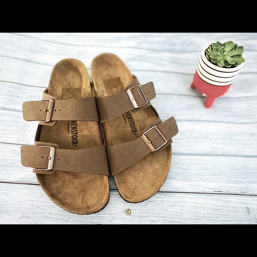 Men’s Arizona Birkenstock size 10-10.5
